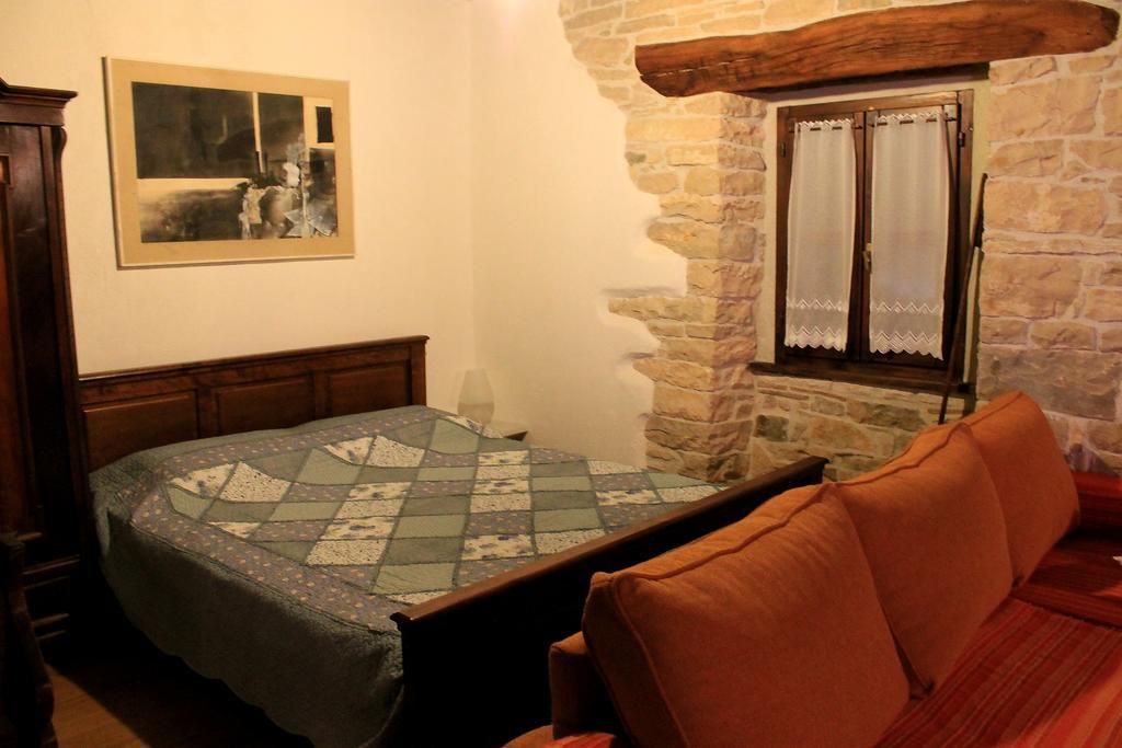 Apartments Mestri Grožnjan الغرفة الصورة