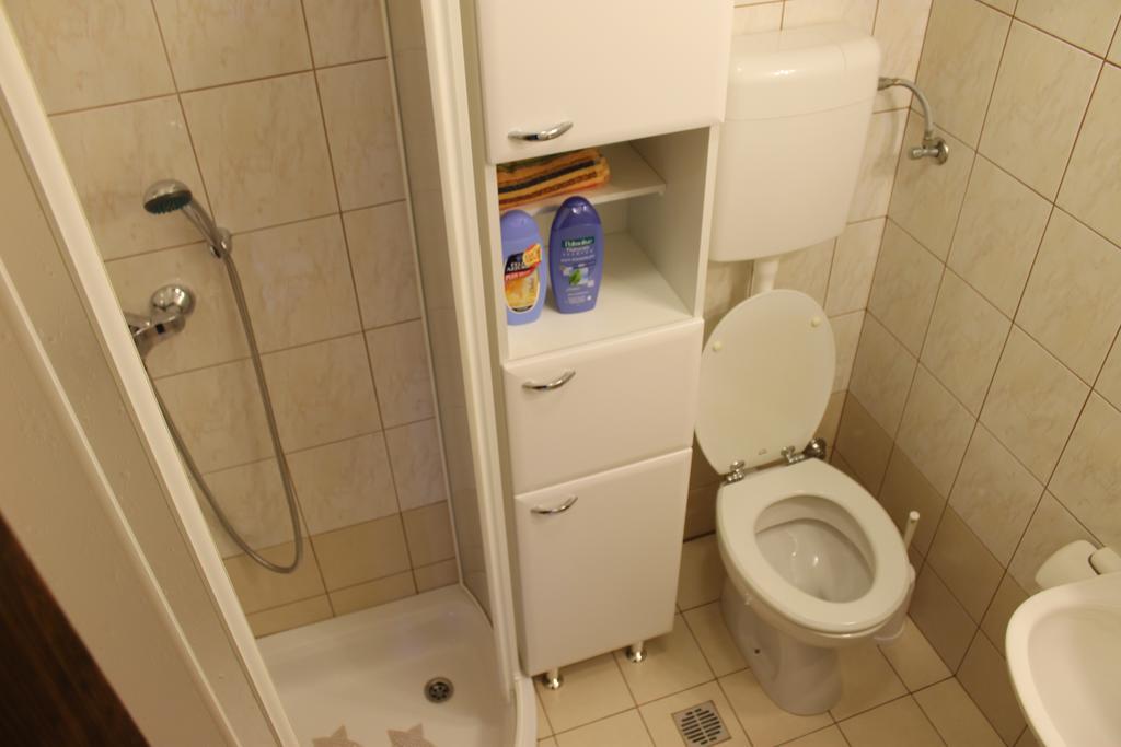 Apartments Mestri Grožnjan الغرفة الصورة