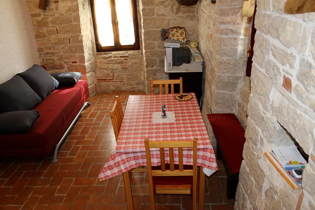Apartments Mestri Grožnjan المظهر الخارجي الصورة
