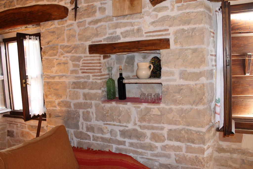 Apartments Mestri Grožnjan الغرفة الصورة